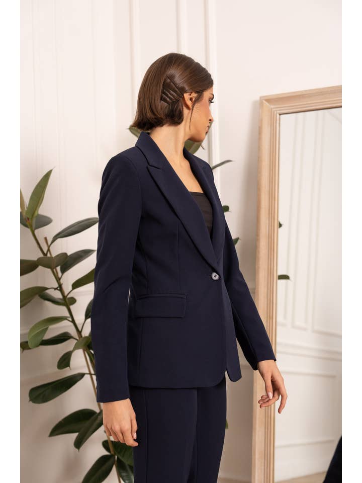 Attentif Paris - Vendita all'ingrosso Giacca elegante - Donna - Giacca aderente con bottone singolo, semplice - Collezione Timeless7