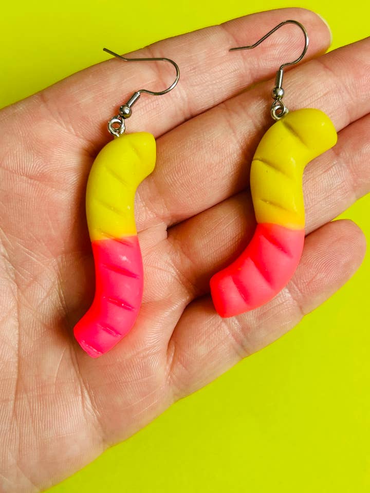Orecchini a forma di verme di caramella al neon Orecchini a forma di cibo Orecchini stravaganti per la vendita all'ingrosso da parte di Alien Bratz