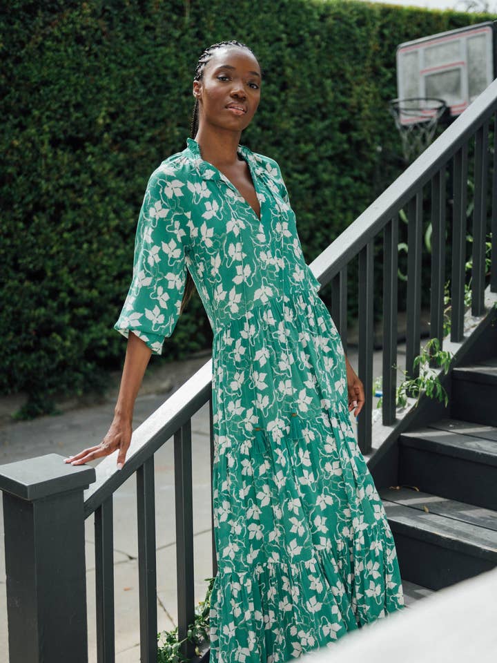 Sienna Maxikleid - SMARAGDGRÜNE BLUMEN für den Großhandel von Roma Label