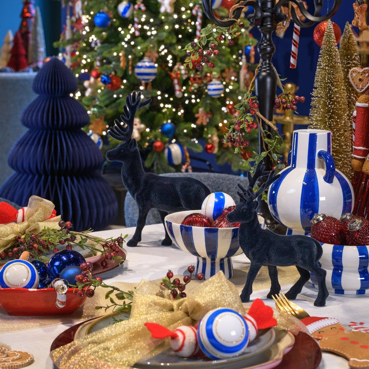 Wurm – Engroshandel Julepynt – Bestikpose honningkagefigur af polyester/filt, 2-delt, brun (B/H) 12x16cm1