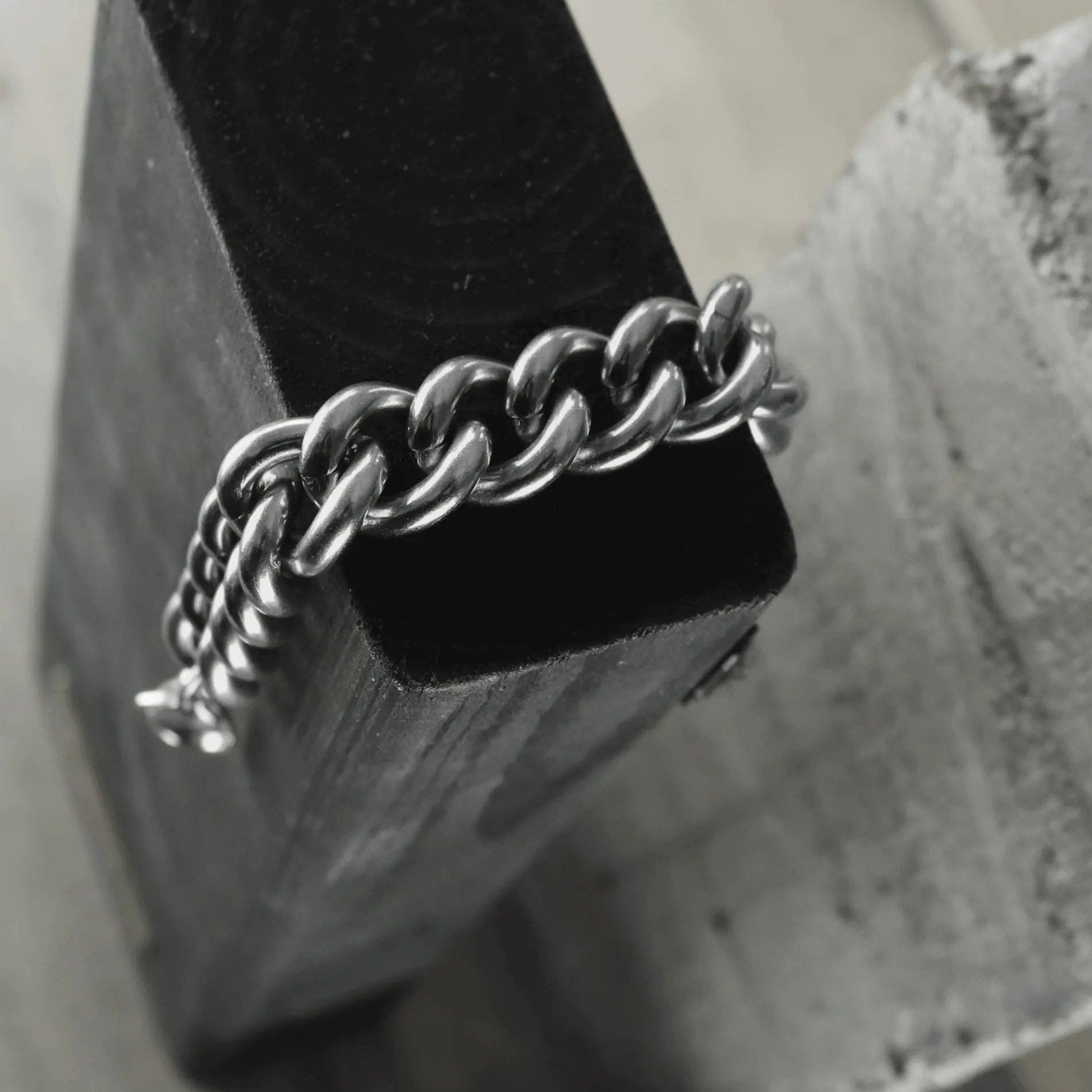 Dansk Copenhagen – Großhandel Glieder- & Kettenarmband – Courage wasserdichtes Mega Chunky Panzerarmband mit Silberbeschichtung1