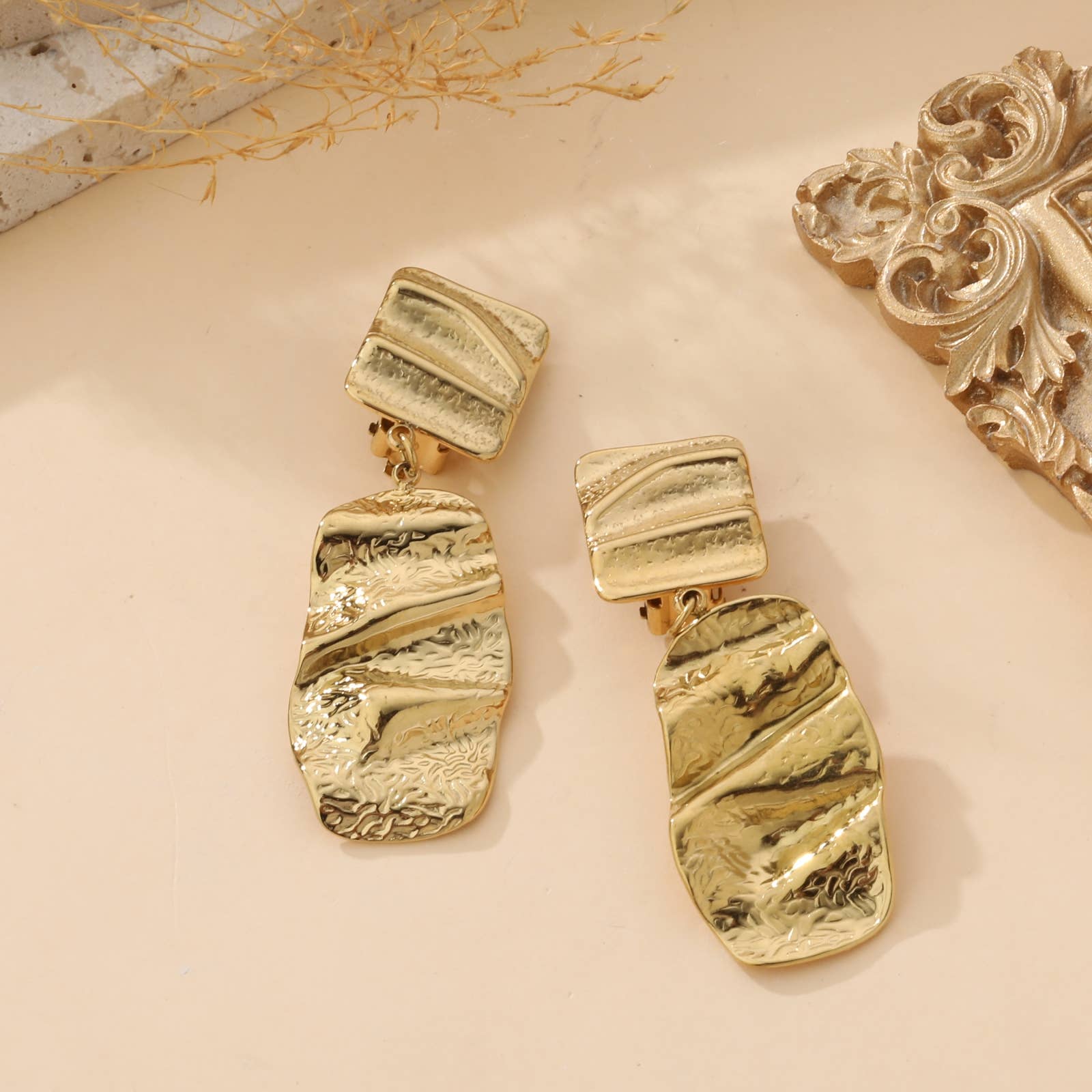 Gold Clip-on earrings - Solène for wholesale on Faire0