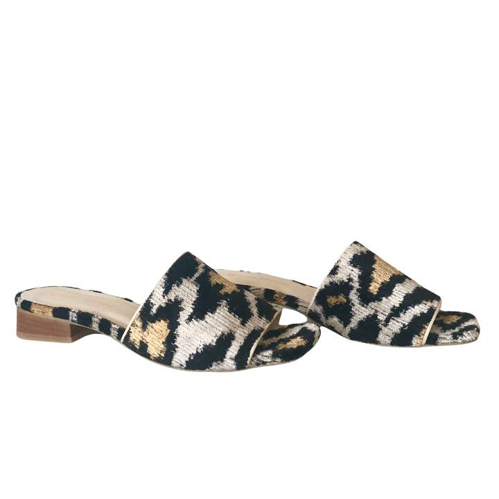 AYCA DESIGN - Wholesale Sandals - Women's - Silk Velvet Ikat Square Toe Slide