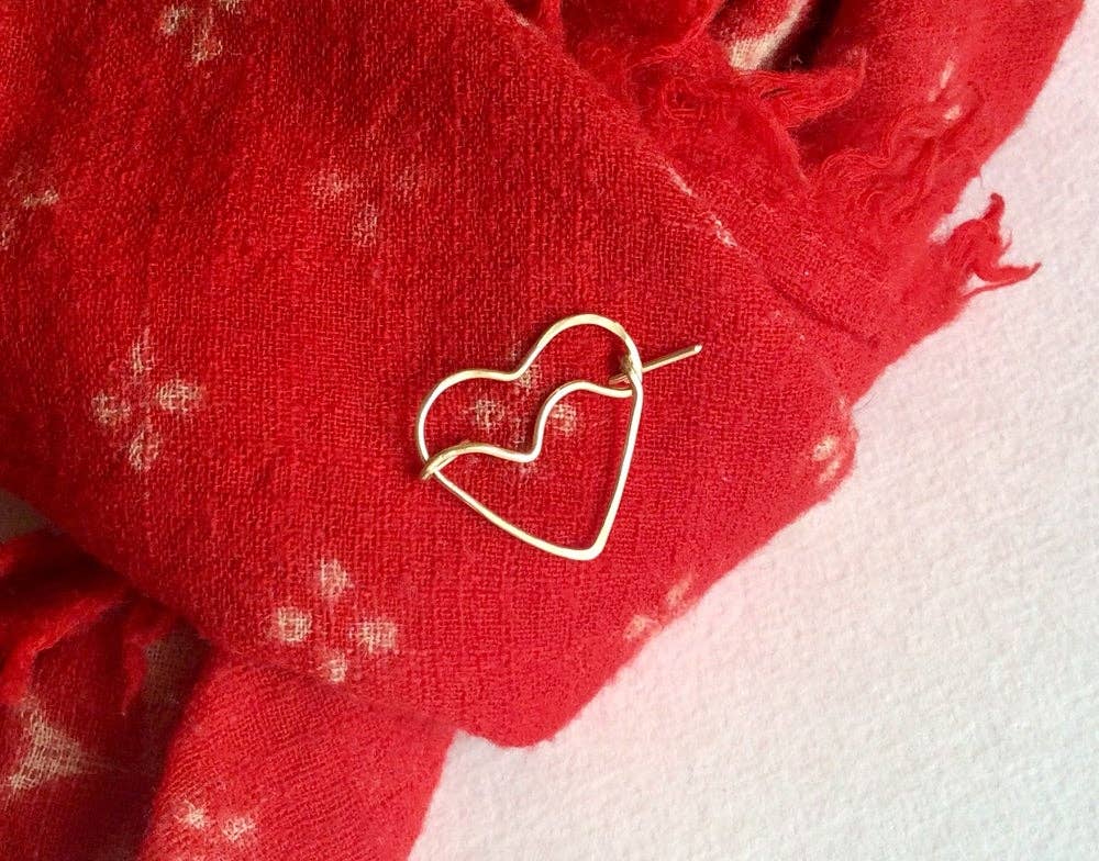 Cinq - Wholesale Brooch - Heart pin3