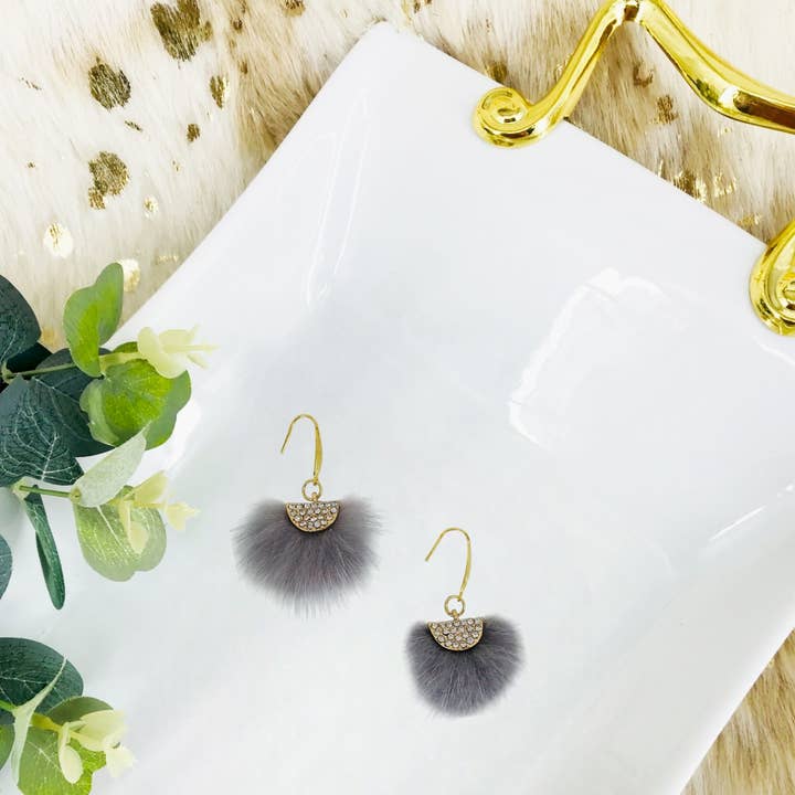 Magnolia & Peach Jewelry Boutique, LLC - Wholesale Tassel Earrings - Mink Fur Fan Shaped Tassel Earrings - E19-884