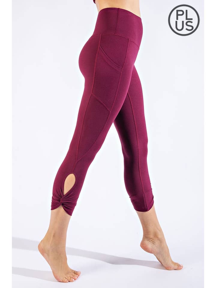 PLUS SIZE CAPRI KEYHOLE YOGA LEGGINGS for wholesale by Rae Mode
