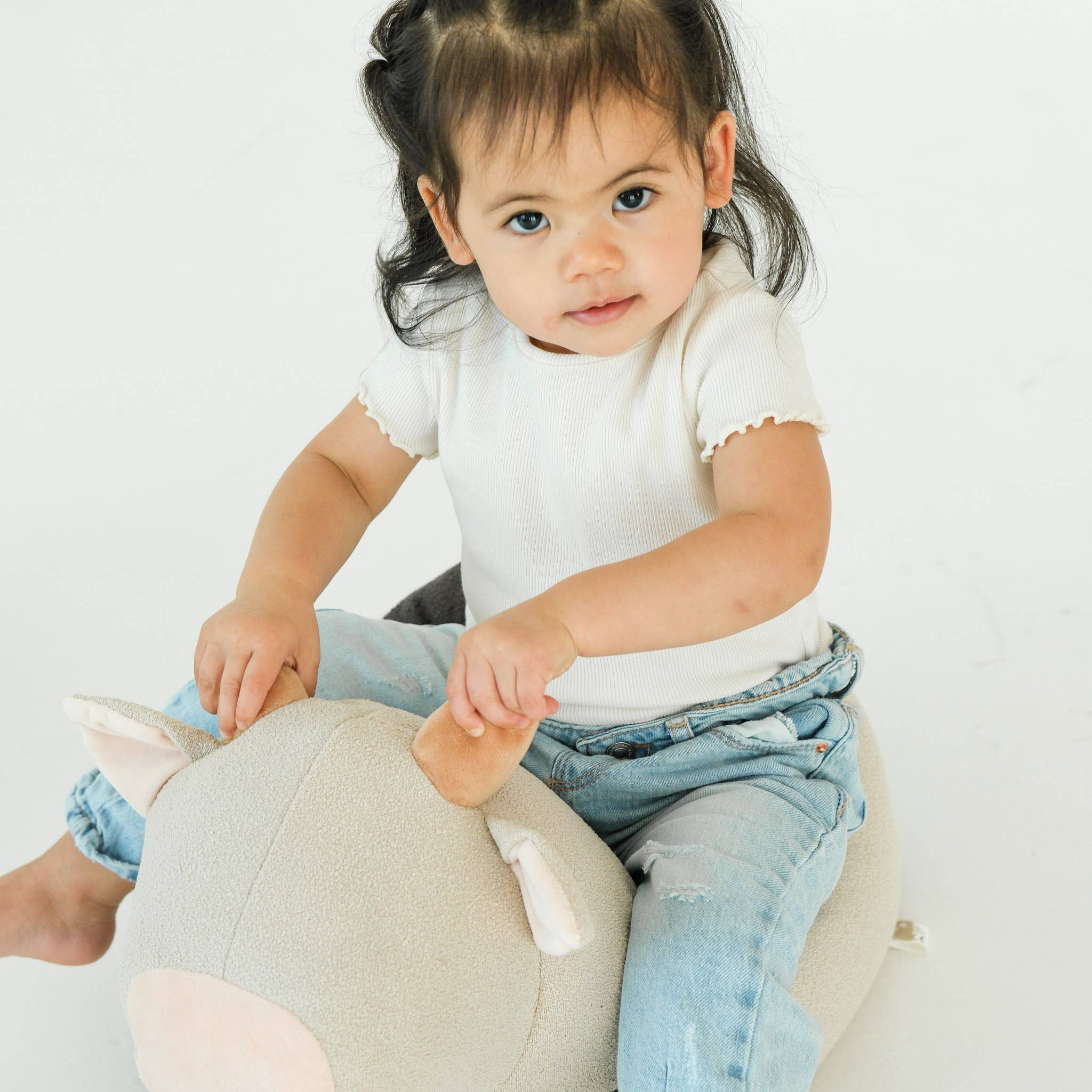 Little Lamb Kind - Wholesale Pouf - MOO MOO COW POUF // Ride-on toys6