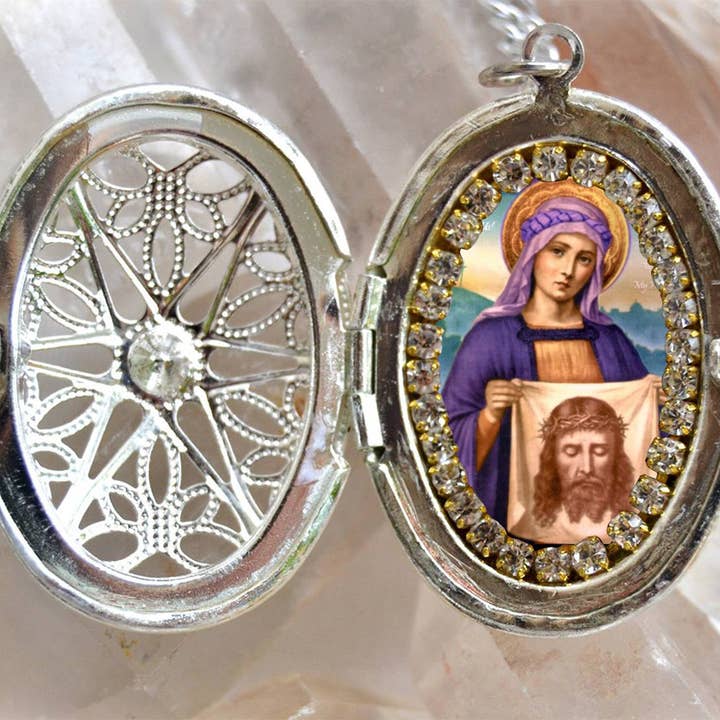 MariaSantissimaShop - Wholesale Locket Necklace - Saint Veronica Locket, Handmade Necklace Catholic Christian Religious Jewelry Medal Pendant