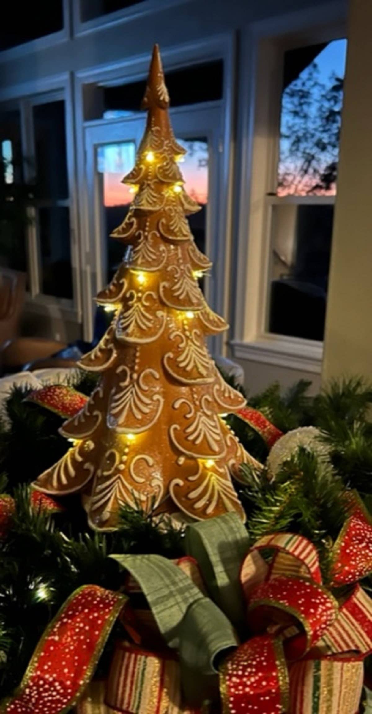 Drew Derose Design - Wholesale Christmas Decoration - Gingerbread Tree Christmas Decor2