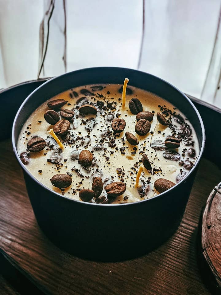 Beeswax Blend Candle Ürthy Morning for wholesale by Mother Ürth