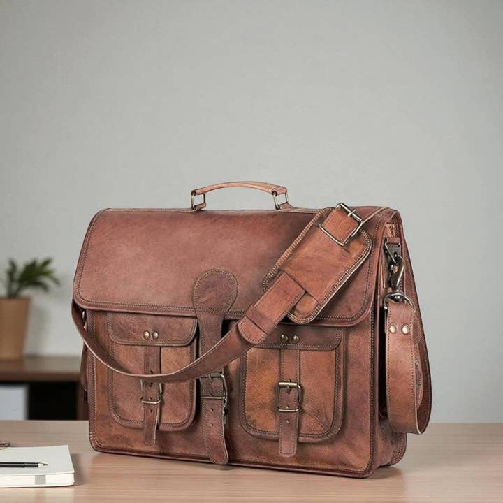 16 Inch Vintage Handmade Leather Messenger Bag for unisex for wholesale by Leatherooze