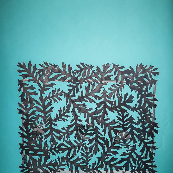 Garden Deva Sculpture Co. - Wholesale Fireplace Screen - Oak Leaf Fireplace Screen1