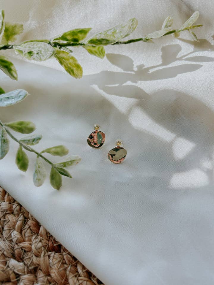 Pendientes Bailey para venta al por mayor de Ivory Bloom Boutique