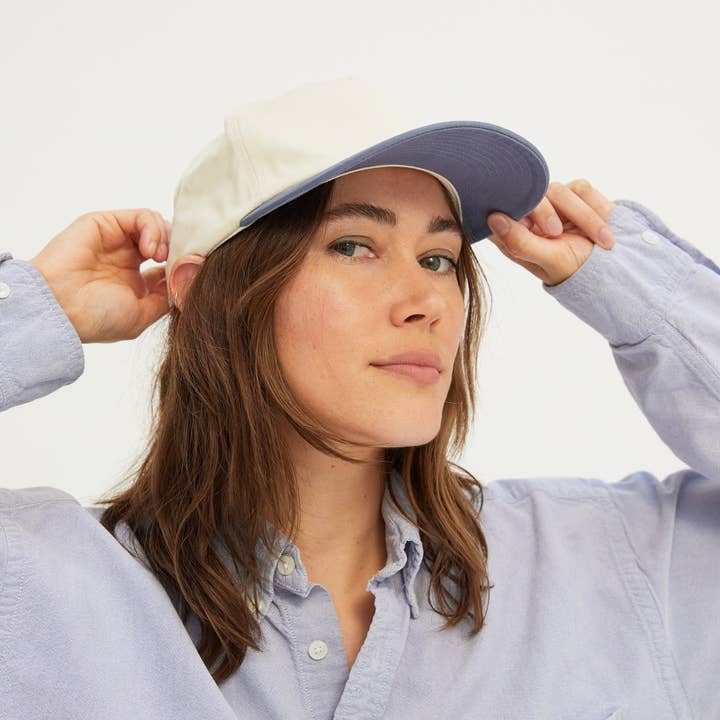 Weld Mfg. - Wholesale Flat Brim Cap - Unisex - Two Tone Field Tripâ„¢ Snapback Hat