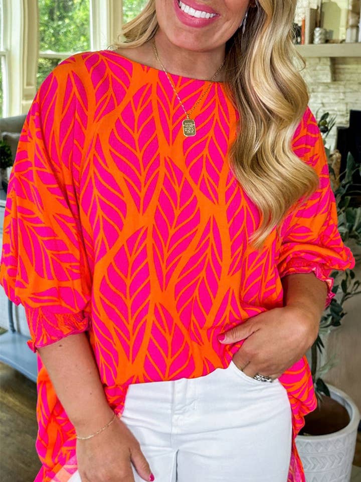 Rosa Blusa de talla grande con manga de farol fruncido y estampado de hojas rosas de venta al por mayor en Faire0