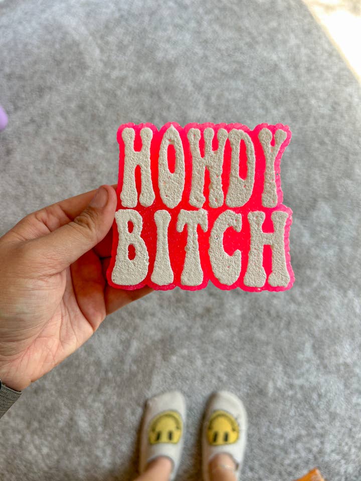 Howdy Bitch Car Freshie voor wholesale door Within The Wildflowers