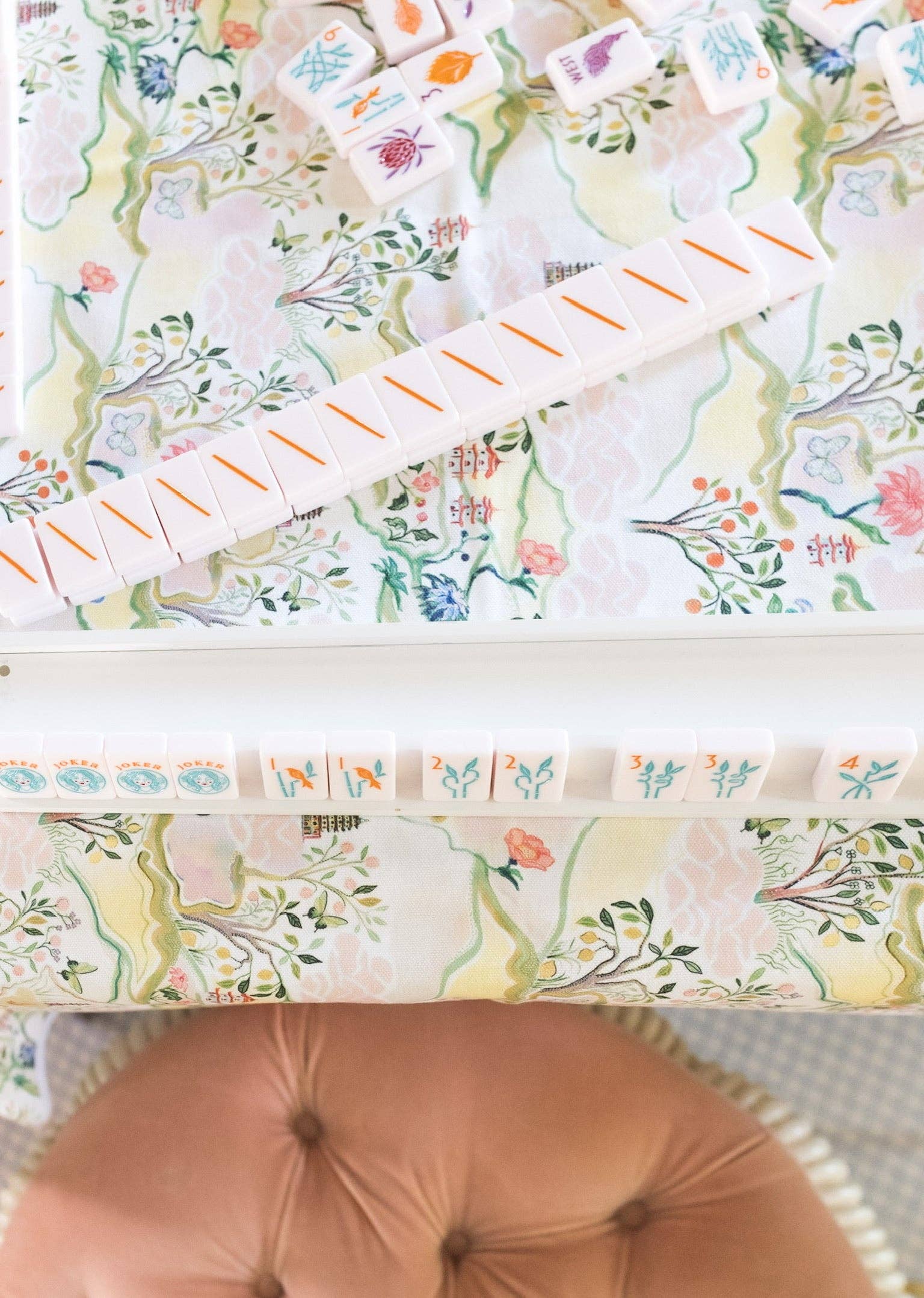 Frances Fields Home, formerly Fenwick Fields – wholesale Duk – GROSSIST Scalloped Square Table Topper | Pink Pagoda2