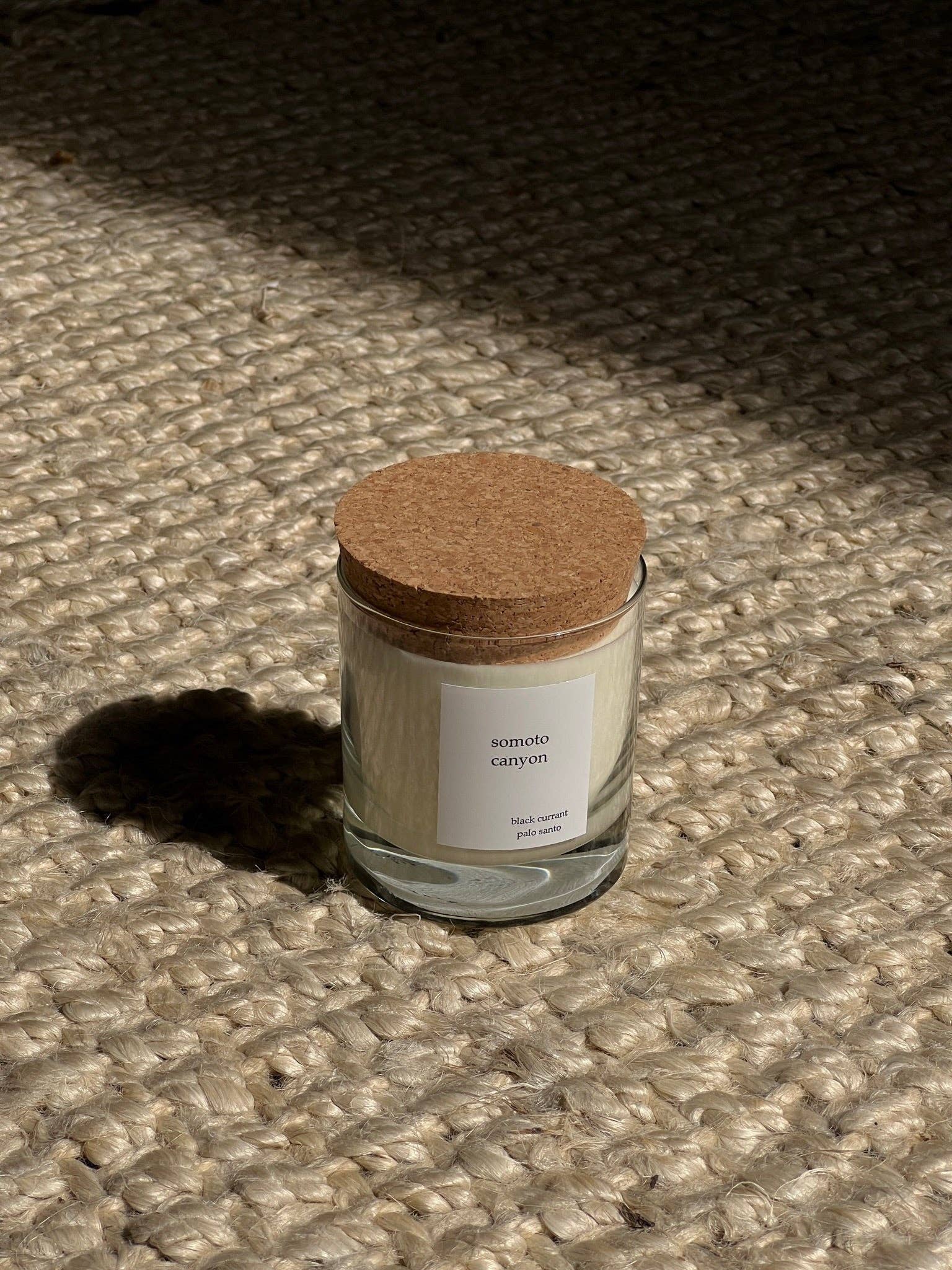 White Undyed Somoto Canyon Candle / Available in 5oz & 8oz for wholesale on Faire2