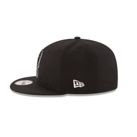 Rat City Skate Shop - Wholesale Flat Brim Cap - Men's - MILWAUKEE BUCKS 9FIFTY NBA NEW ERA BLACK AND WHITE SNAPBACK HAT