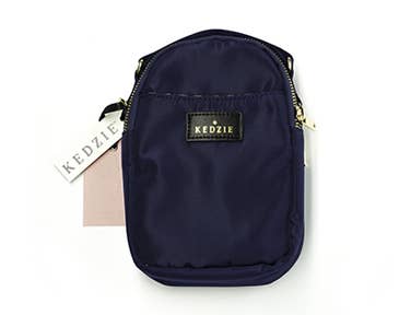 DM Merchandising – wholesale Axelväska - Dam – Kedzie Crosstown Crossbody väska sortiment3