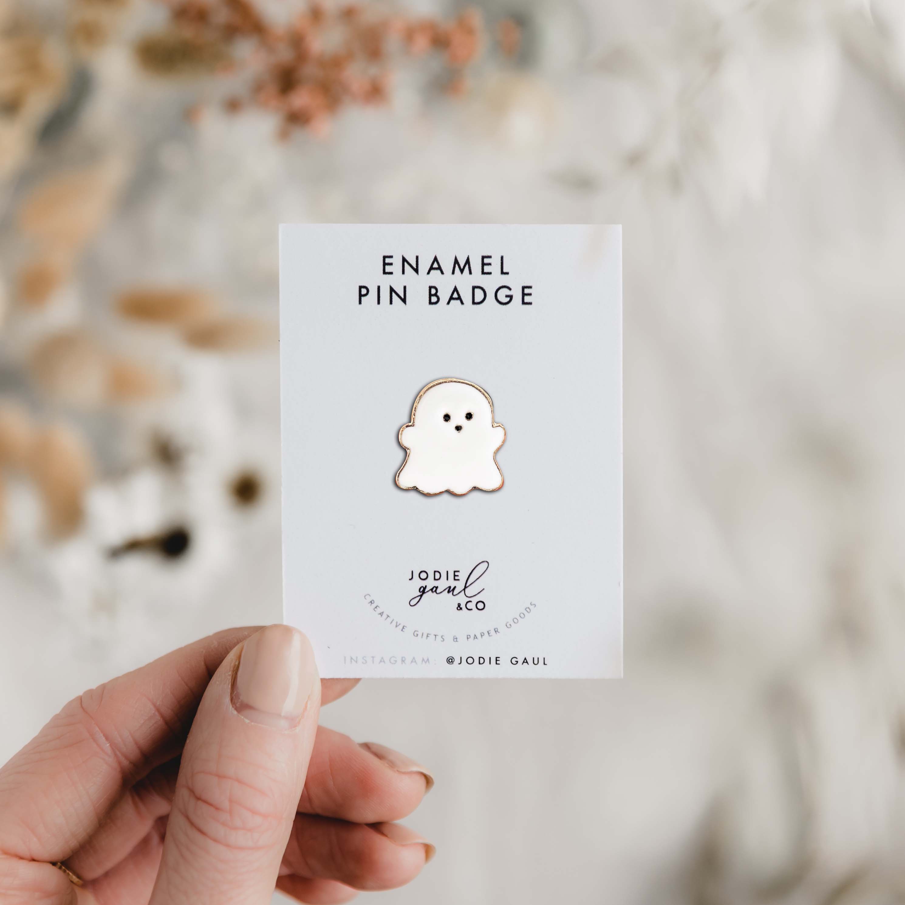 Jodie Gaul & Co – wholesale Lapel pin/button – Halloween Cute Ghost Enamel Pin