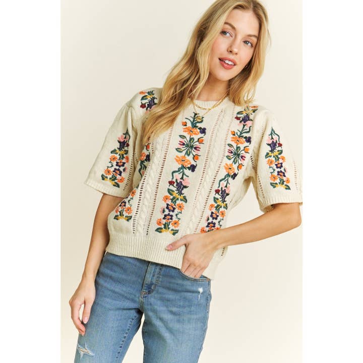 Sweet Generis - Wholesale Knit Sweater - Women's - CUTE FLORAL EMBROIDERY CASUAL PULLOVER SWEATER