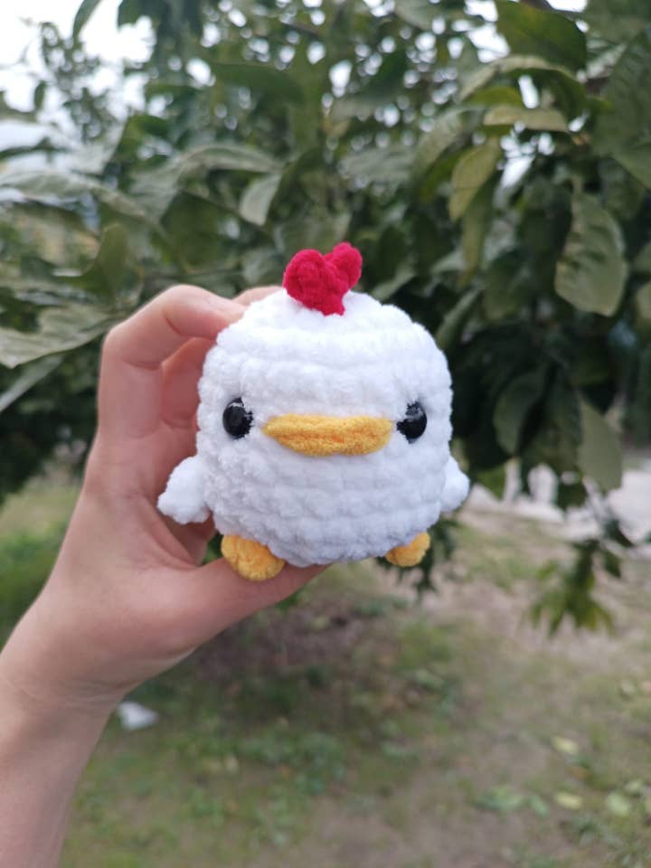 Porta-chaves Mini Galinha Feita à Mão – Ideia de Presente Amigurumi Fofo por atacado de KLABELGIFT