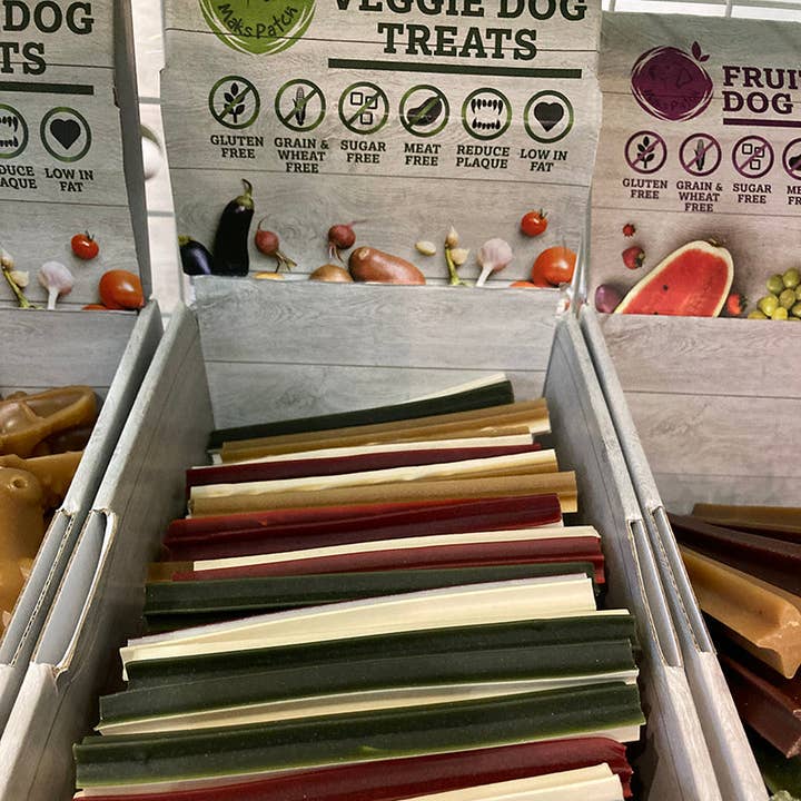 Miro & Makauri - Wholesale Pet Treats - Dog - 50 - 150 x MaksPatch Vegan Dog Treats Star Sticks. 3 sizes.