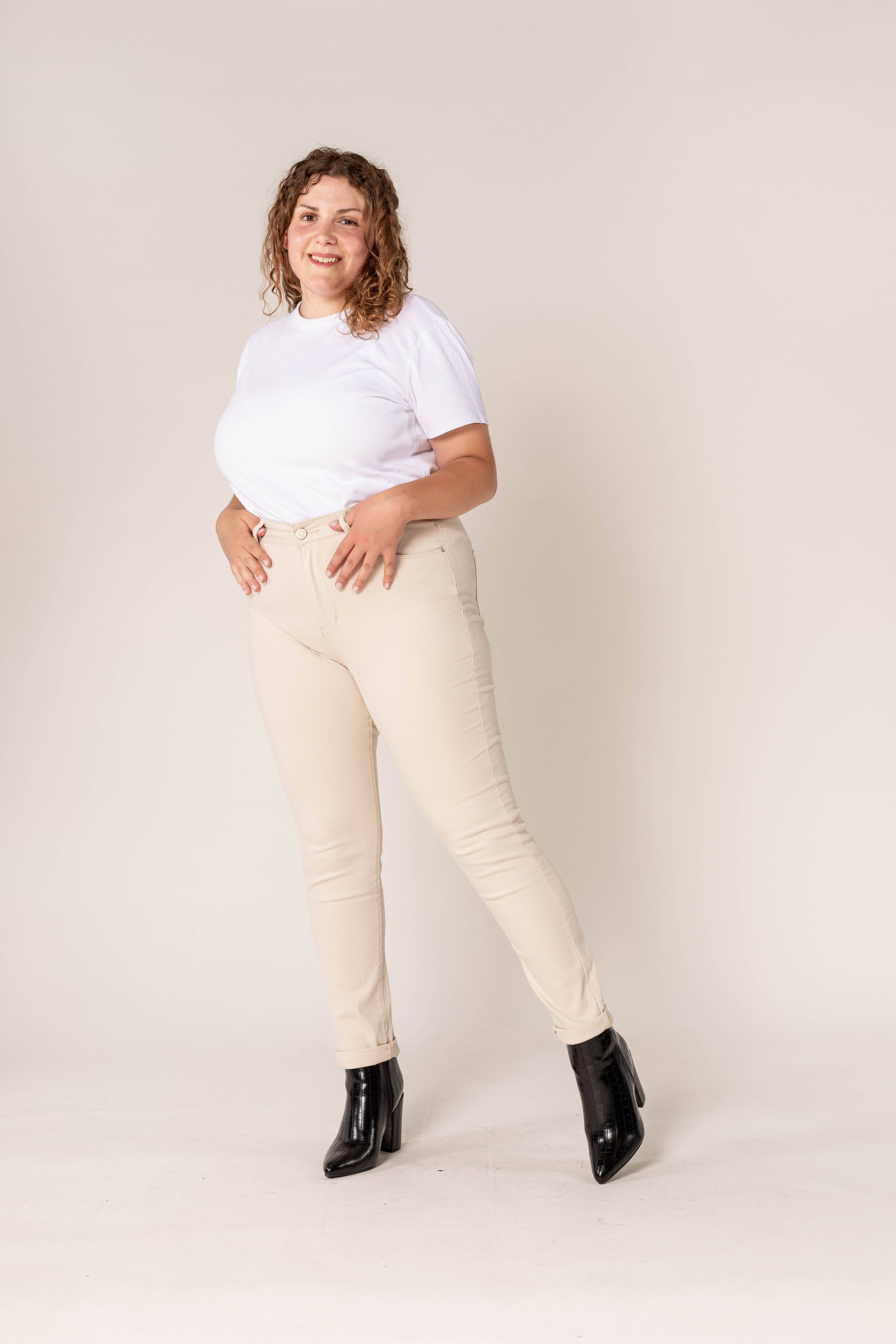 Nina Carter – Calças - Mulher por atacado – Tamanho Plus Curve Plus Tamanho Voltar ao Pescoço P19950