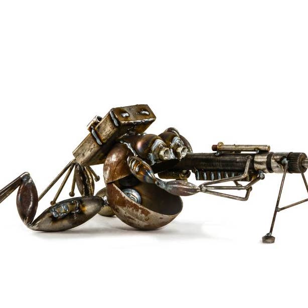 SugarPost - Wholesale Sculpture - Battle Frog Plink