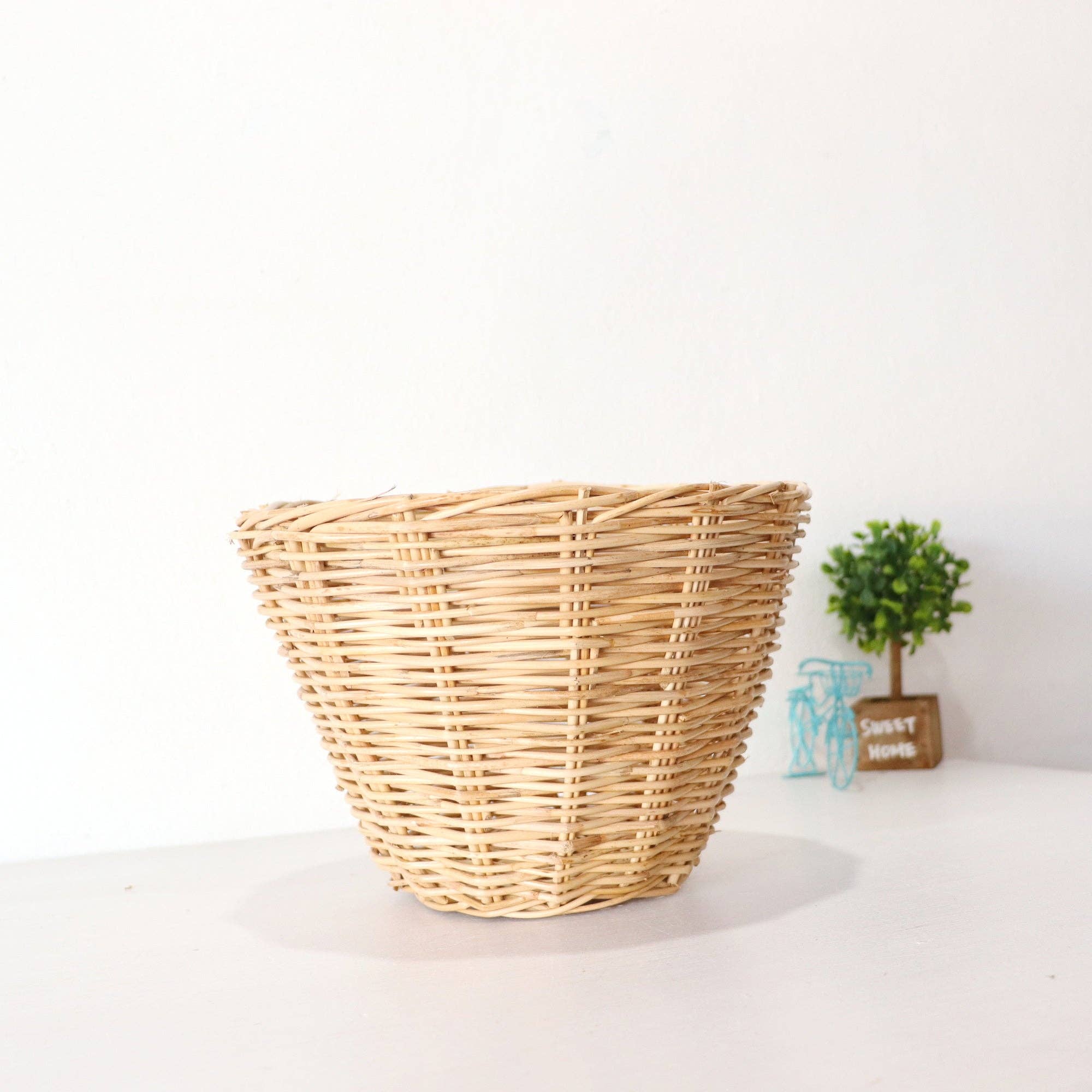 Thaihomeshop - Wholesale Basket - Small Thai Rattan Basket - Storage & Organization7