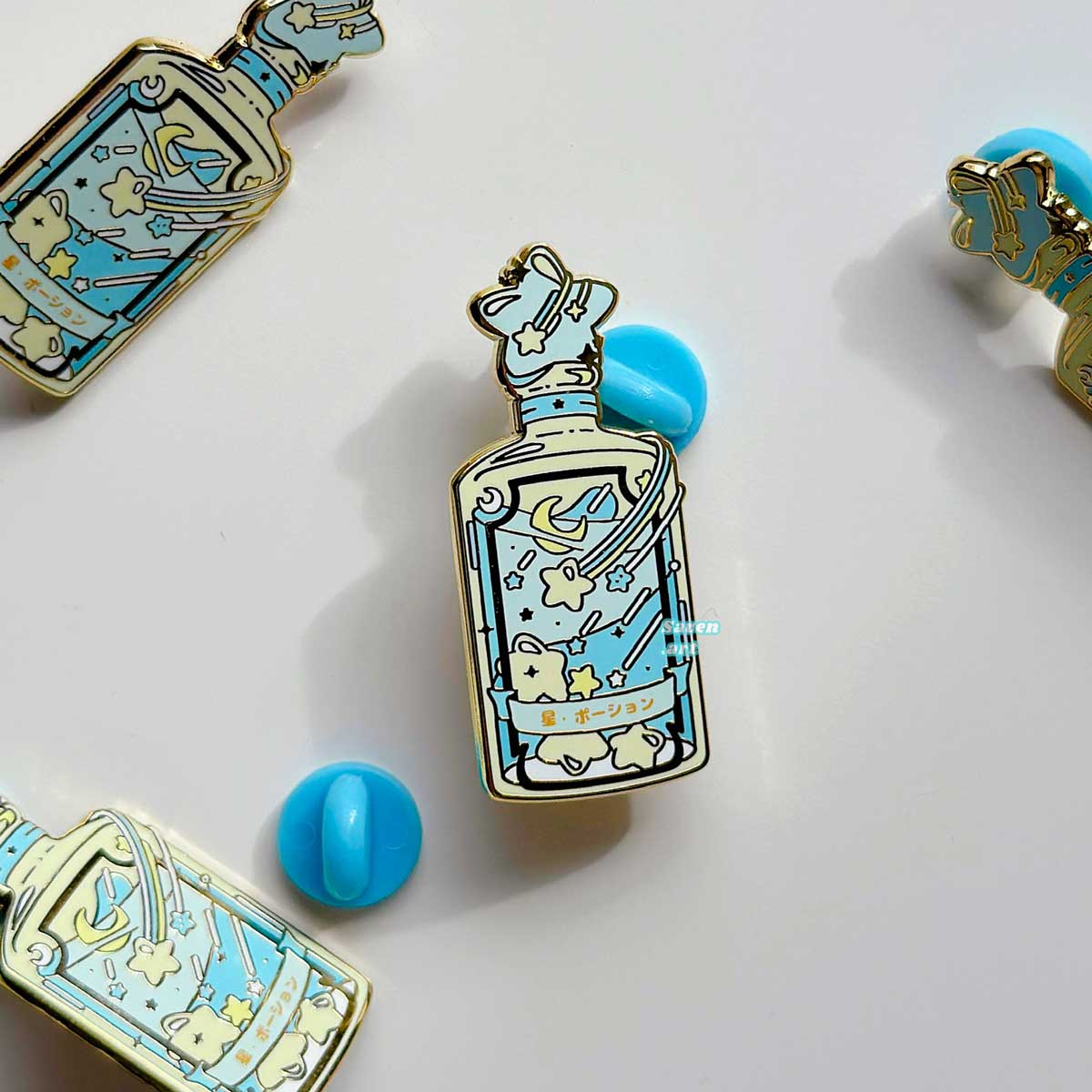 Saven.art – wholesale Nål och knapp för kavajslag – Emaljstift - Önskedryck0