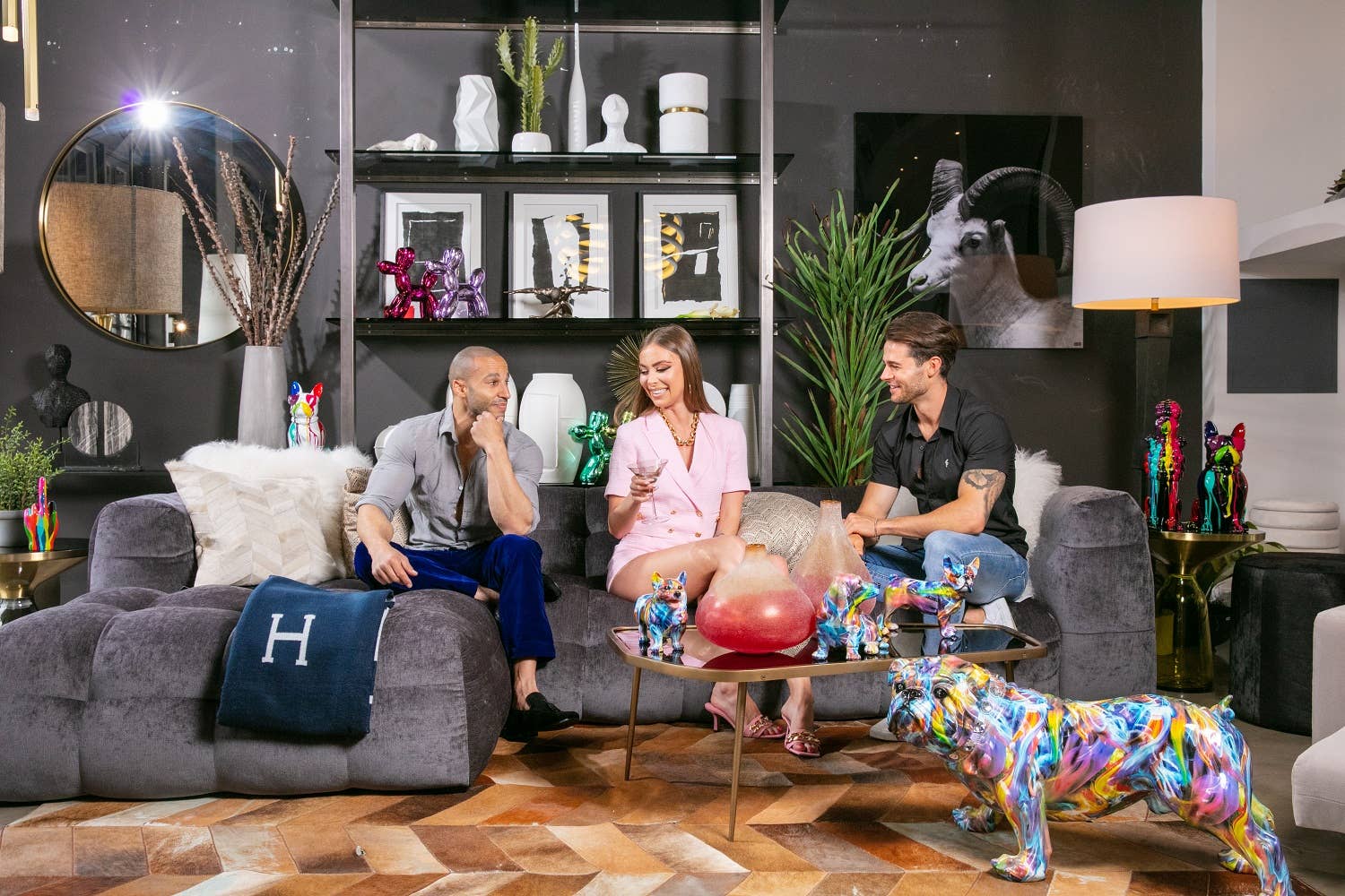 Interior Illusions Plus - Venta al por mayor Artículo decorativo de mesa - Graffiti - Tablero de mesa (22,8 cm de alto)14