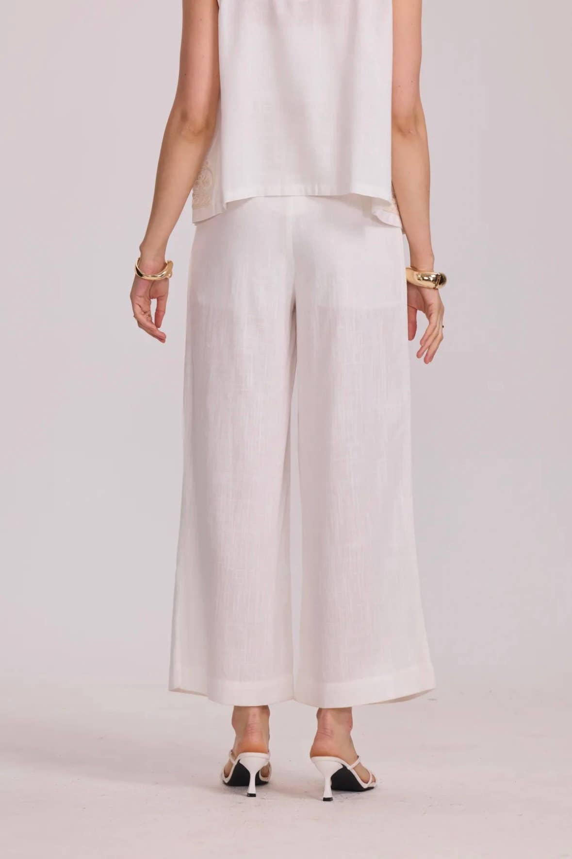 Frime - Wholesale Pants - Women's - Wide-leg pants in cotton and linen - 24317