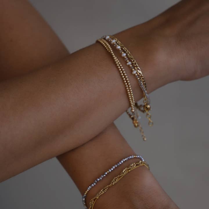 Katie Waltman Jewelry – Engroshandel Perlearmbånd – Dobbeltviklet armbånd i forgyldt materiale3