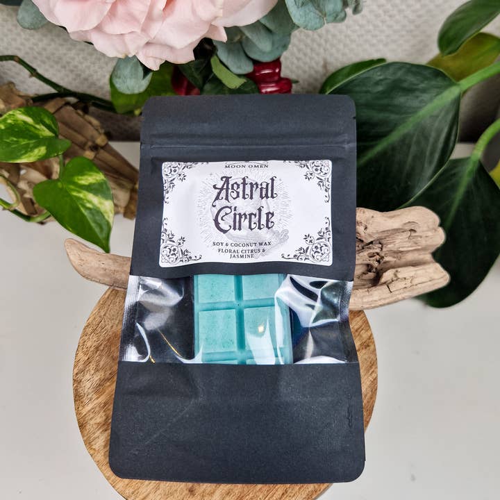 Vaxsmält 'Astral Circle' - Blommig Citrus & Jasmin för wholesale av Moon Omen