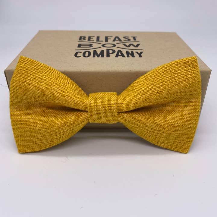 Papillon in lino irlandese in Belfast giallo per la vendita all'ingrosso da parte di Belfast Bow Company