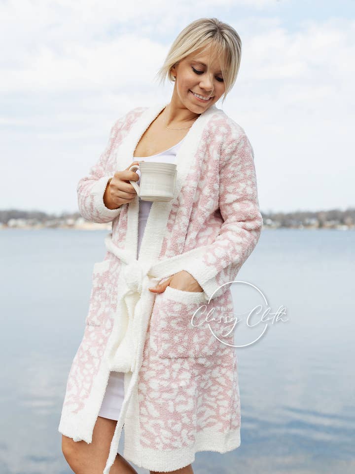 The Classy Cloth WS – Engroshandel Morgenkåbe - Dame – Luksus Kjole - Pink Leopard RTS