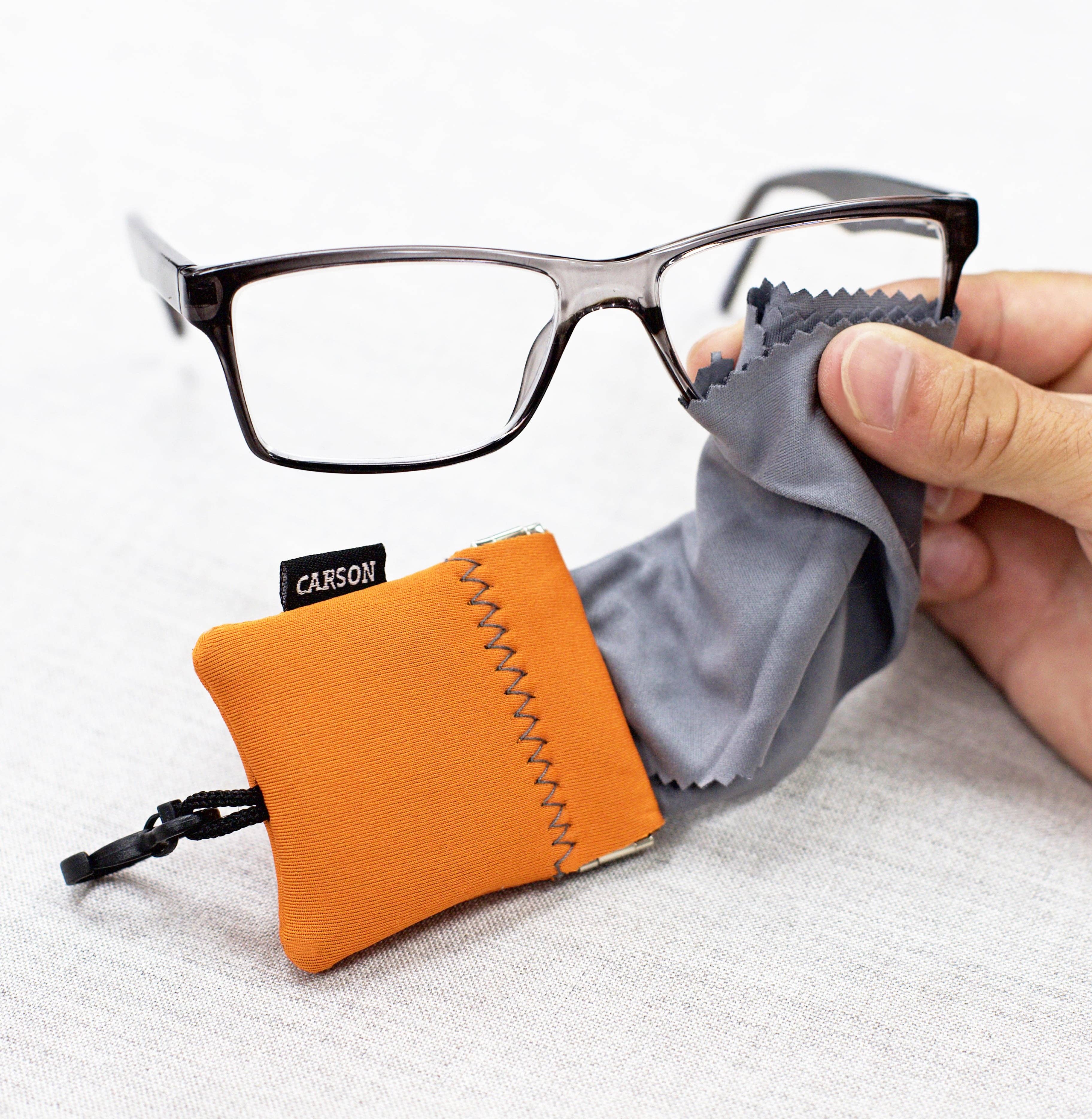 Carson - Wholesale Retailer Display - Accessories - Lens & Screen Cleaners Countertop Display (60 Assorted Pcs)5