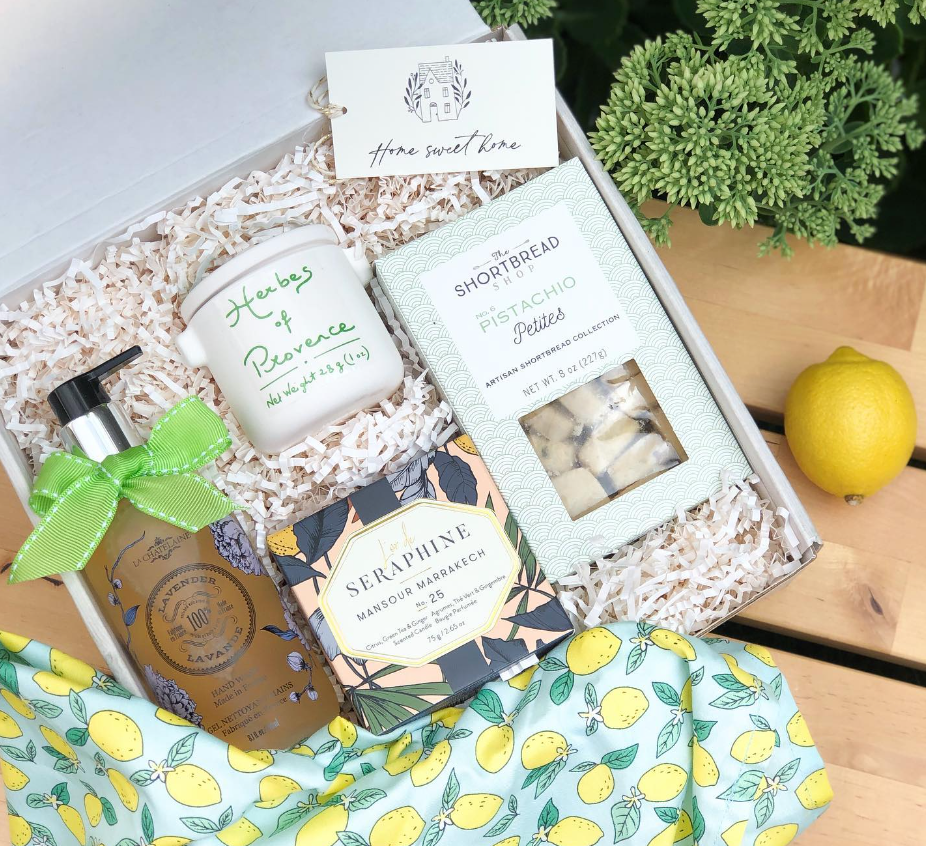 Gourmet Food Solutions, Inc. - Wholesale Herbs - Herbs de Provence in a handmade crock | Anysetiers du Roy5