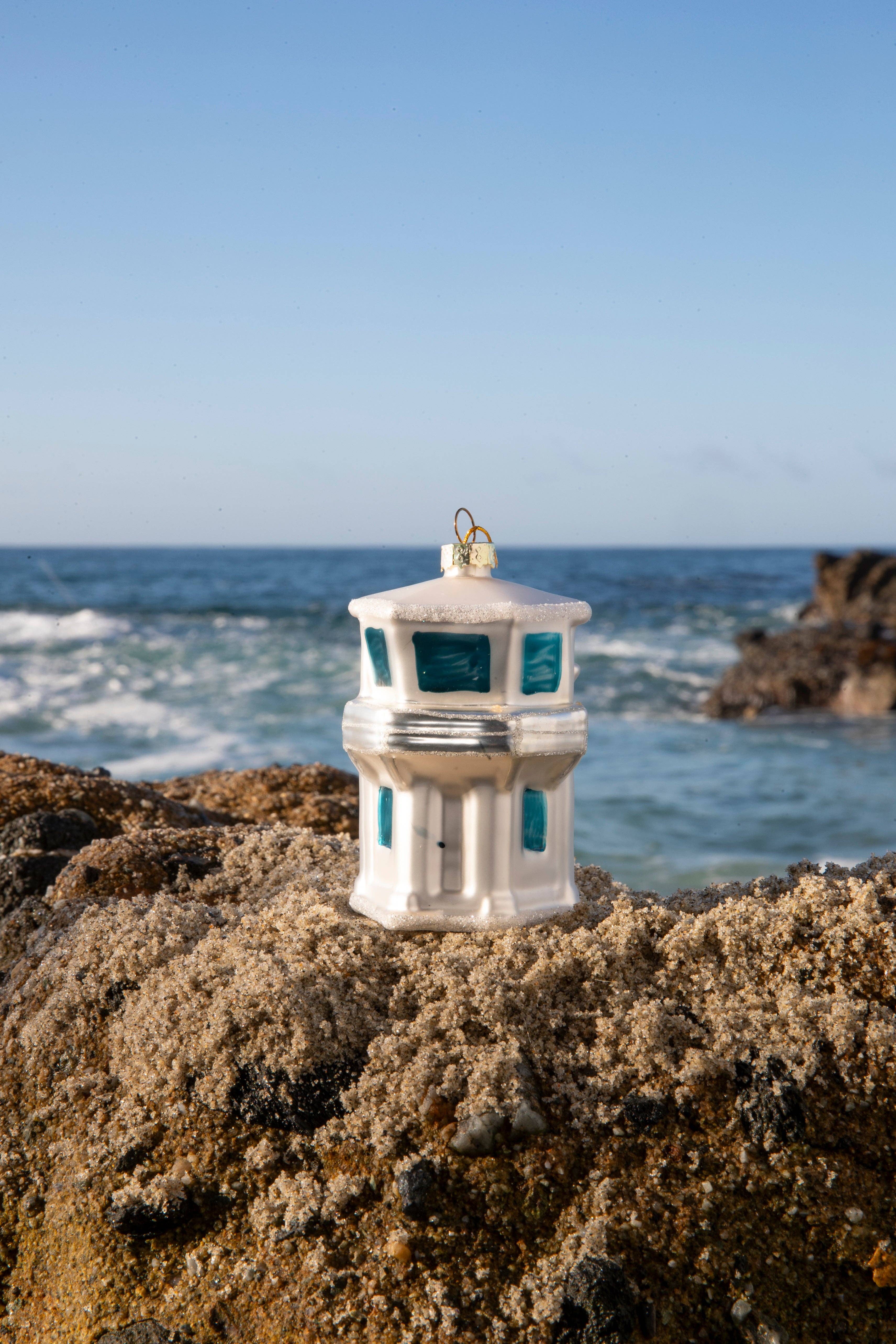 Iconic Ornaments - Venta al por mayor Adornos - Adorno de Torre de Salvavidas de Laguna Beach1