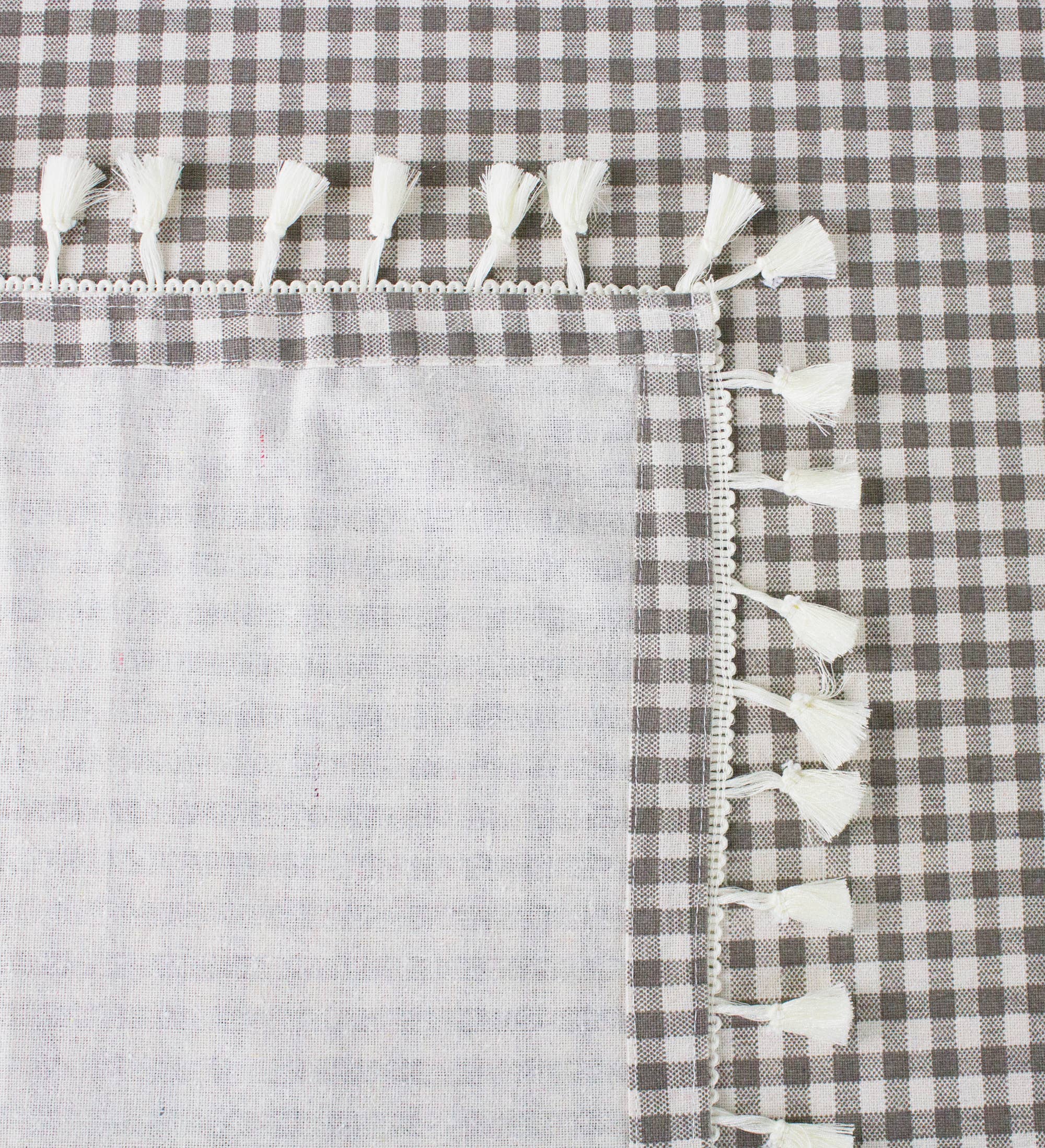 Fennco Styles - Wholesale Tablecloth - Rustic Gingham Check Tasseled Trim Cotton Blend Tablecloth10