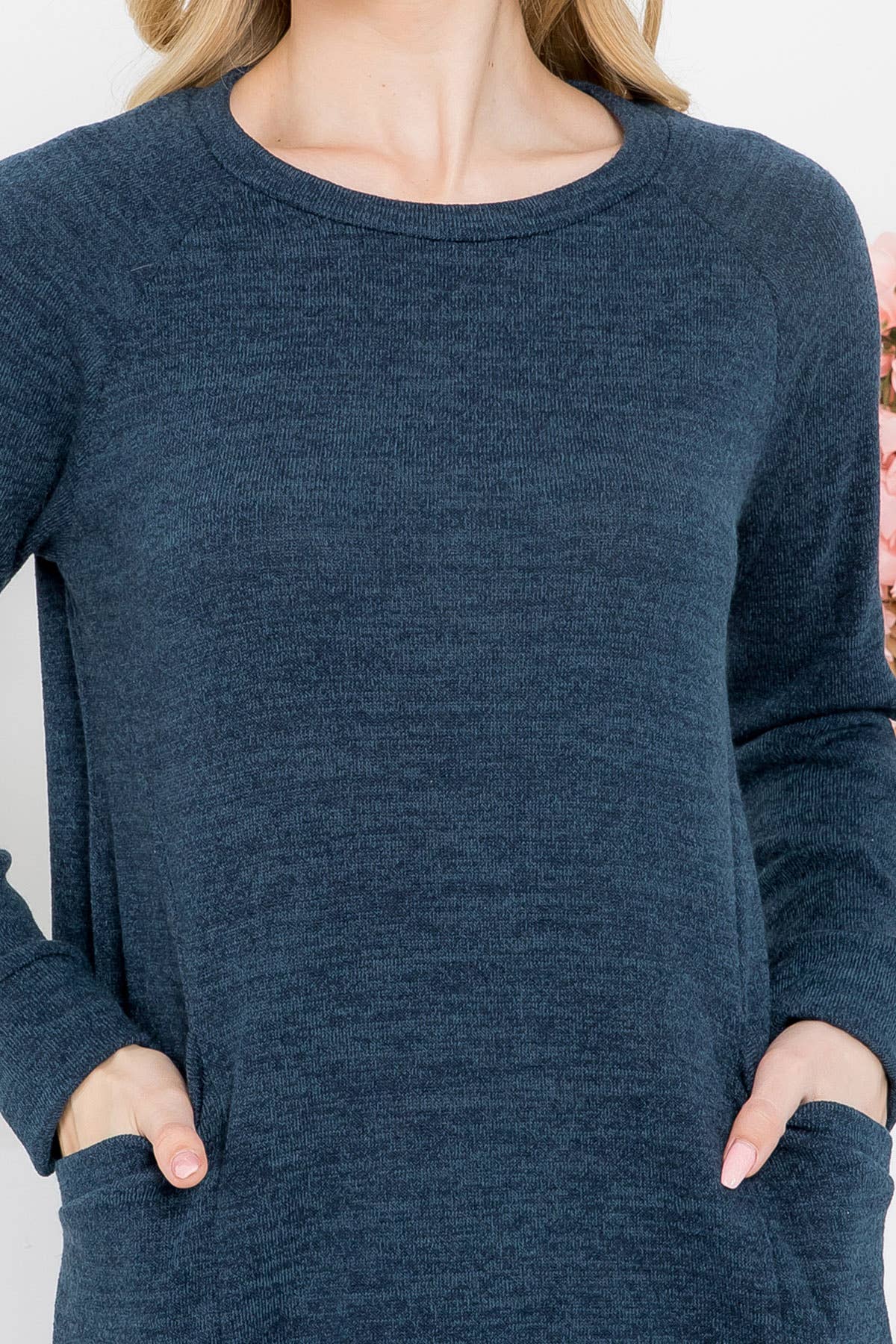 You & Me - Vente Haut en maille – femme - HAUT À MANCHES LONGUES EN TRICOT EN V YMT20078V51