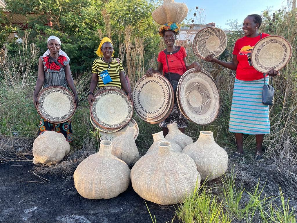 Mbare Home + Gift - Wholesale Basket - TONGA GARLIC BASKET SMALL5