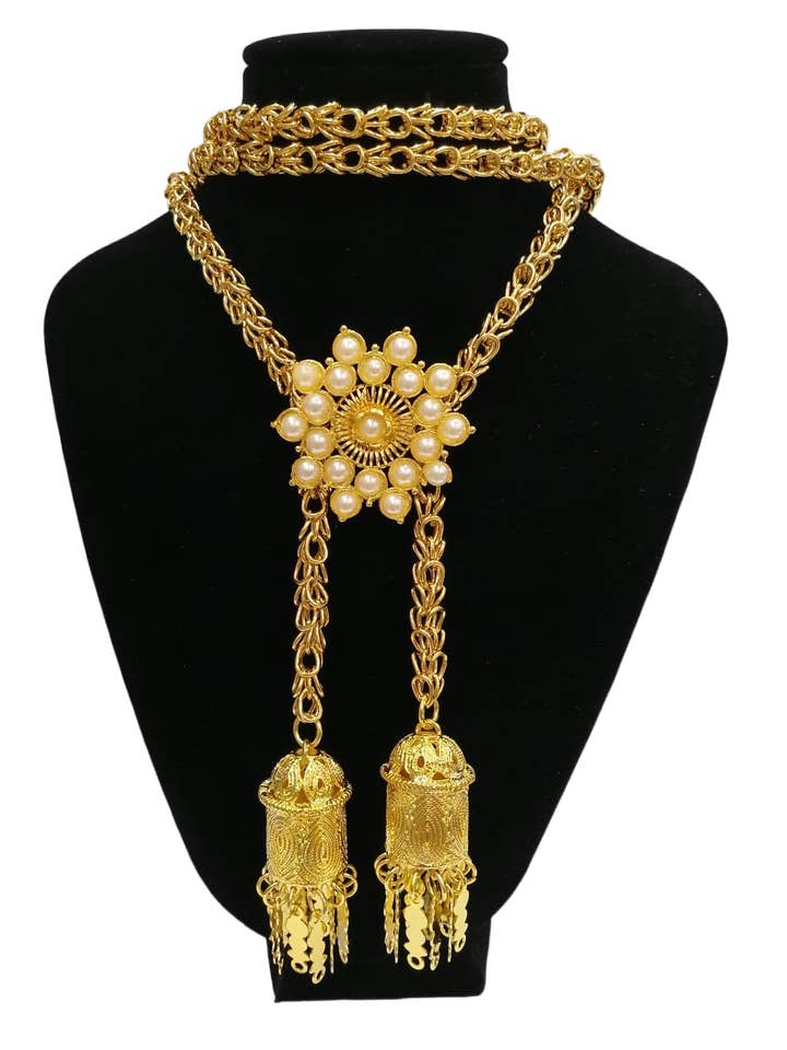 Cadena Cola de Pato (Duck Tail) con Broche (With Brooch) Panamanian Pollera Panama Panamanian Jewelry Necklace Stainless Steel for wholesale by vivianfongdesigns llc