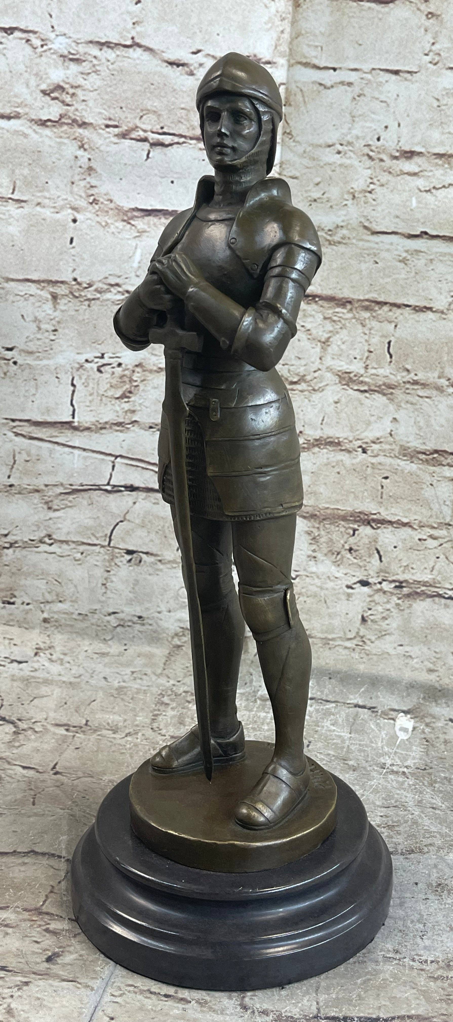 Bronzhaus - Wholesale Sculpture - Medieval European Knight Heavy Armor Bronze Statue Sculpture Figure 14" x 5"2