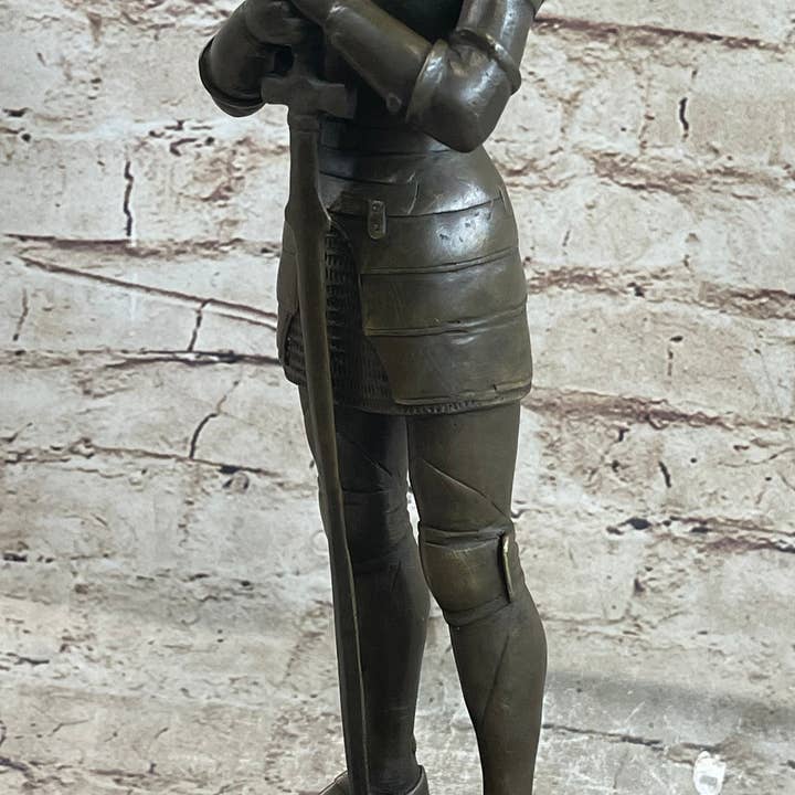 Bronzhaus - Wholesale Sculpture - Medieval European Knight Heavy Armor Bronze Statue Sculpture Figure 14" x 5"2