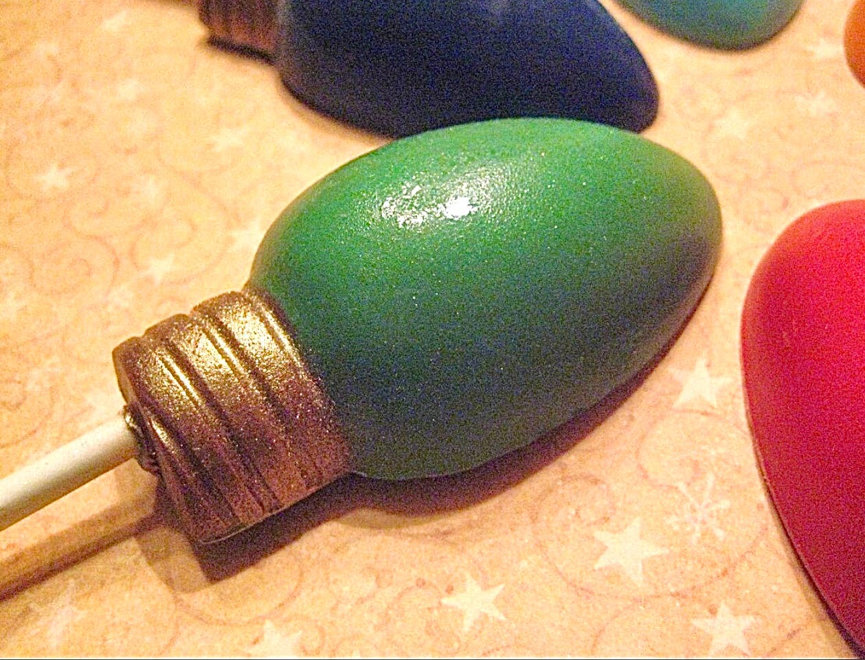 Delightful Chocolates - Wholesale Lollipop - Christmas Tree Light Bulb Chocolate Lollipops 2