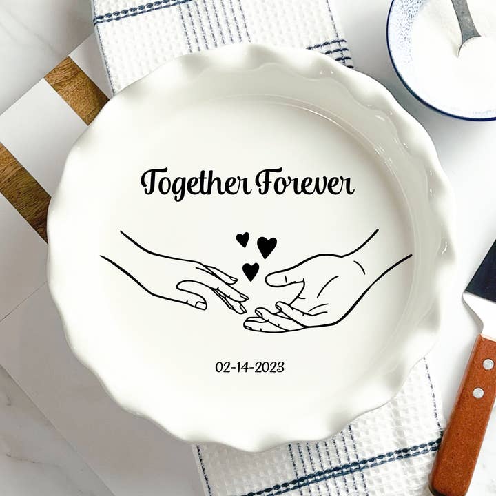 Plato para tarta personalizado | Regalo único para el día de San Valentín para venta al por mayor de Hometown Engraving and Printing LLC