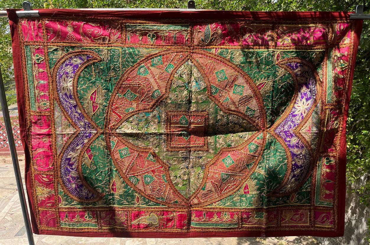 Bhawana Handicrafts – wholesale Löpare – Bondgård Boho Home Bordslöpare Zari Work Tapestry Vintage3